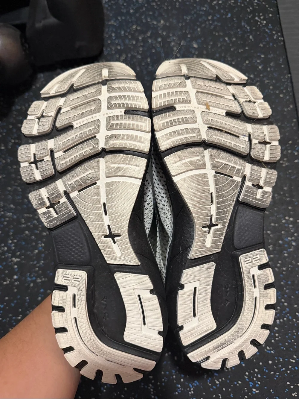 Brooks Adrenaline GTS 22